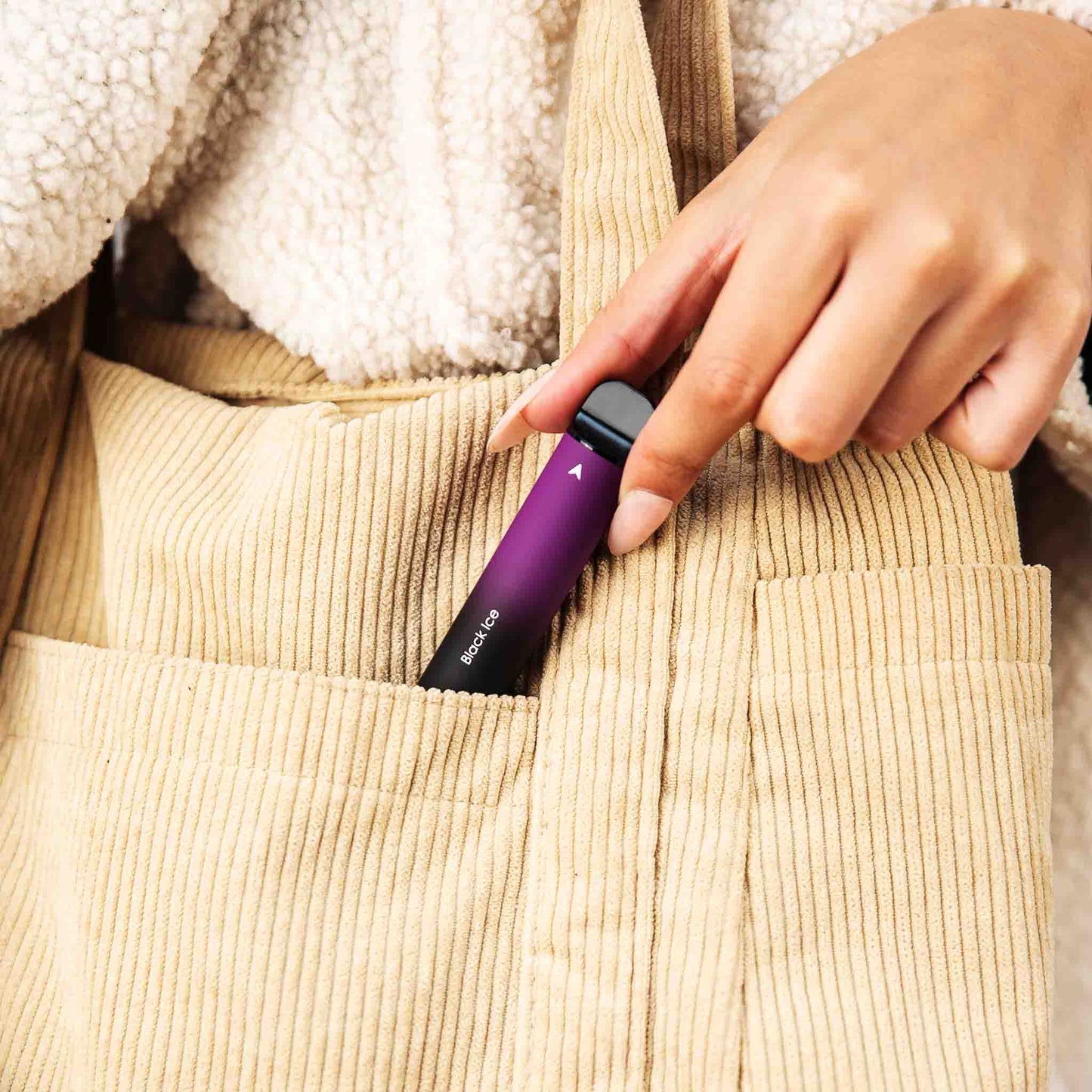 E-XHALE 2000 Puff Black Ice - Blackcurrant, Raspberry & Lychee - 3.5%/35mg Strength - Single-use Disposable Vape